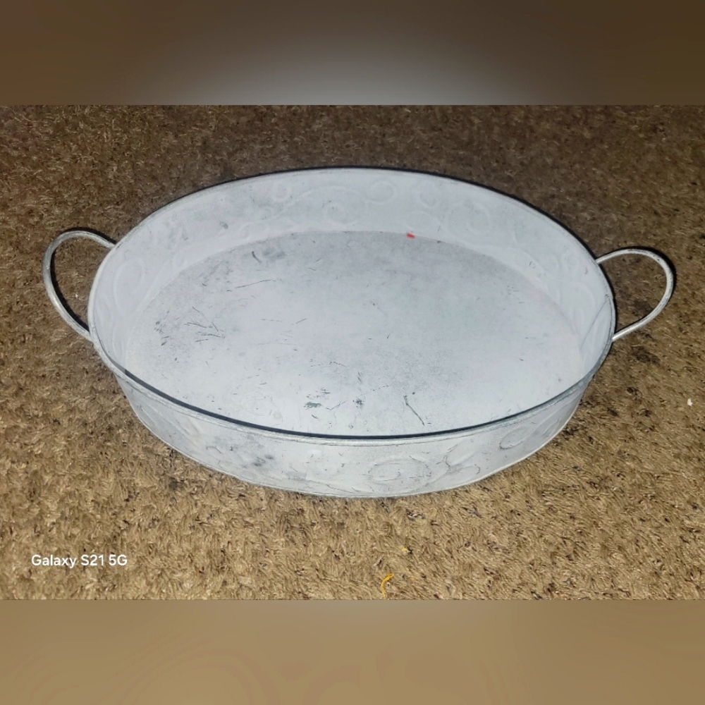 Elegant Galvanized Steel White Serving/Display Tray